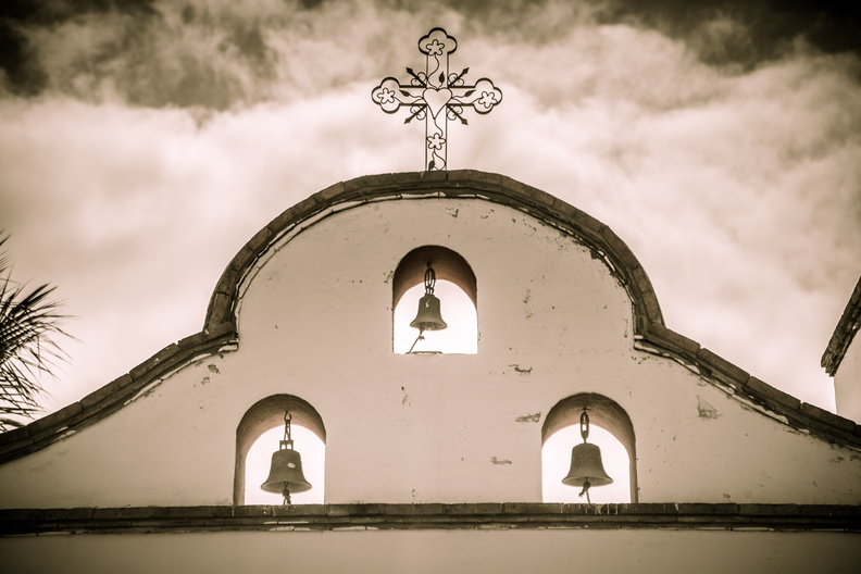 2013 04-Puerto Vallarta Church.jpg